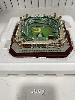 DANBURY MINT TEXAS RANGERS THE BALLPARK IN ARLINGTON REPLICA with BOX