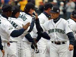 Ichiro Suzuki HIT #242 MLB ROOKIE RECORD 2001 Mariners Rangers 10/7 Full Ticket